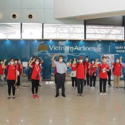 Tiếp nhận tài trợ đoàn cán bộ, sinh viên tình nguyện Trường Đại học Dược Hà Nội tham gia phòng, chống dịch tại thành phố Hồ Chí Minh