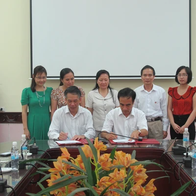 Cam kết hợp tác giữa trường Đại học Dược Hà Nội và Bênh viện Việt Nam- Thụy Điển Uông Bí